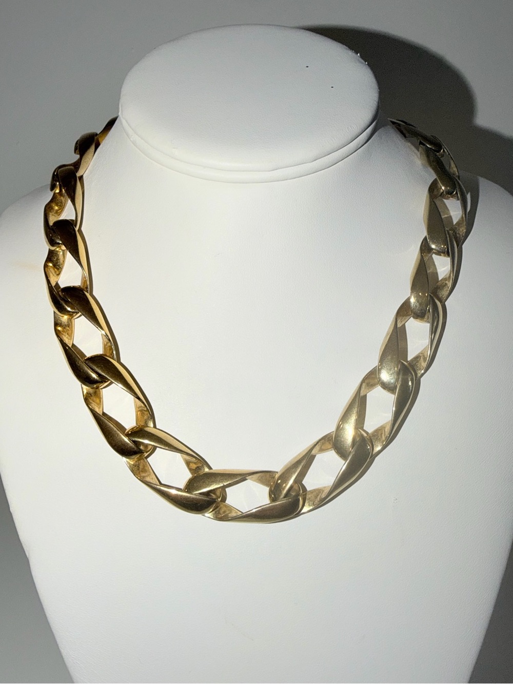 Vintage Gold-Tone Chucky Link Chain Necklace